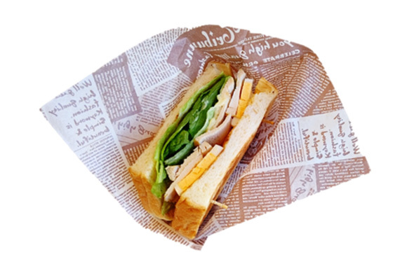 燻製鶏ハムサンド　(ハーフサイズ)
